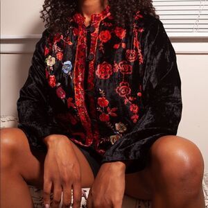 Stunning Vintage Red & Black Loop Button Jacket - Asian Inspired